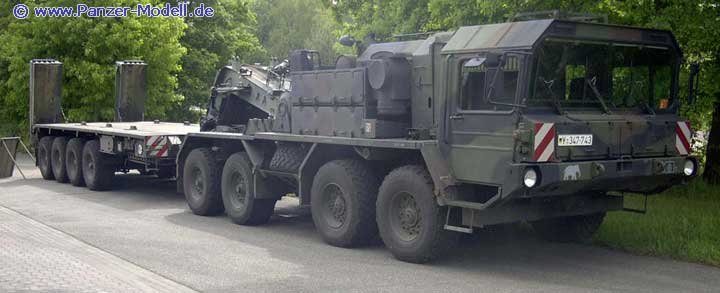 Resultado de imagen del elefante transportador de carga pesada de la Bundeswehr