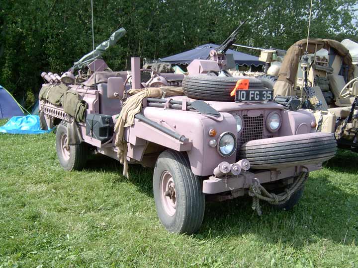 Air Portable Land Rover Or Lightweight SAS Series 2 Pink Panther