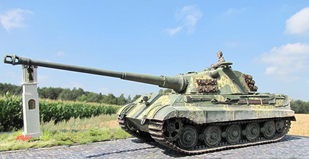 Тайгер 10. KWK L/68 (105-мм). Королевский тигр 105 мм. Tiger II 105. Tiger II 10.5 cm.
